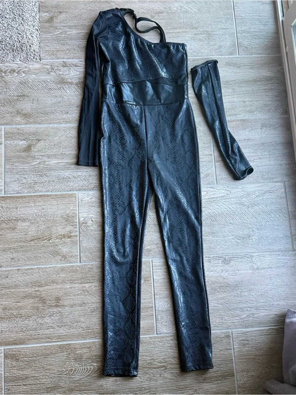 Black One-Shoulder Faux Leather Dance Costume
